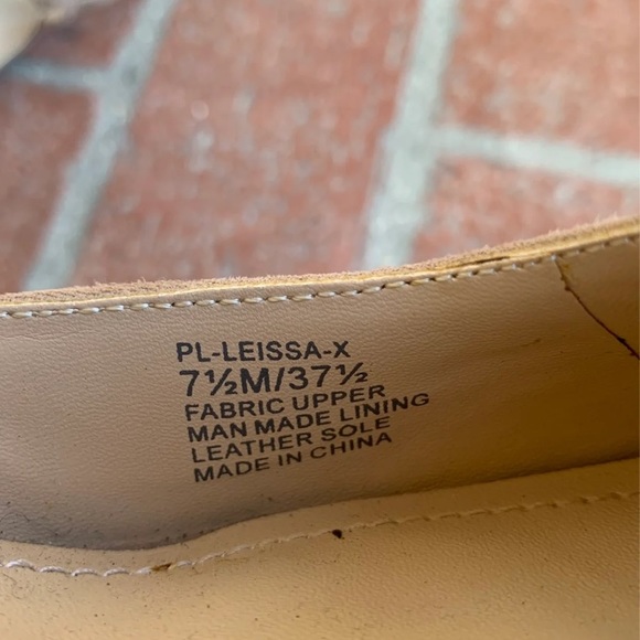 BCBG Heels two toned suede leather - Picture 6 of 6